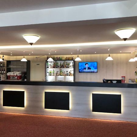 Hotel Altina Pacy-sur-Eure Bagian luar foto