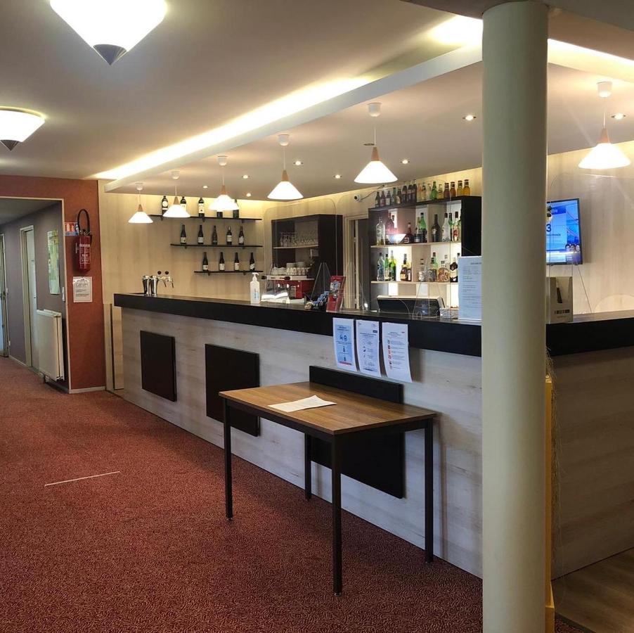 Hotel Altina Pacy-sur-Eure Bagian luar foto