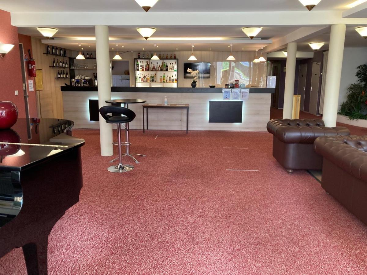 Hotel Altina Pacy-sur-Eure Bagian luar foto