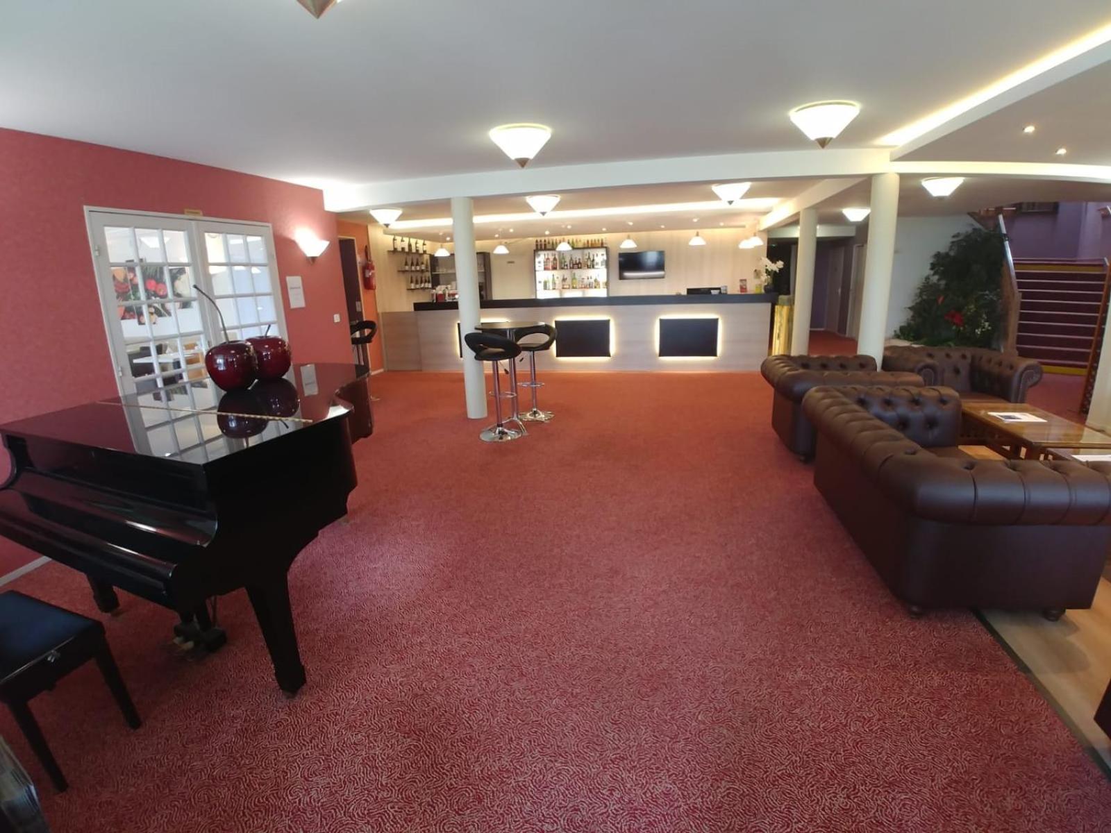 Hotel Altina Pacy-sur-Eure Bagian luar foto