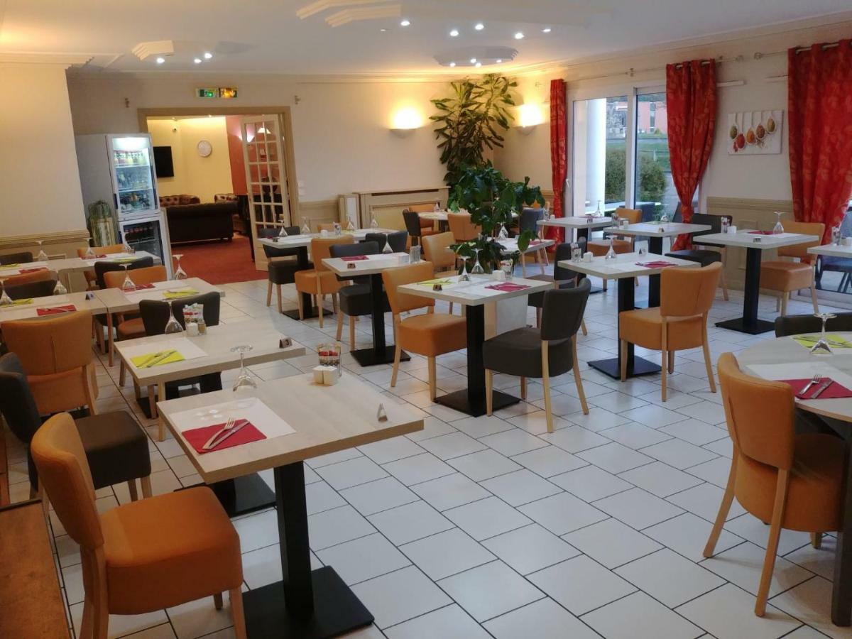Hotel Altina Pacy-sur-Eure Bagian luar foto