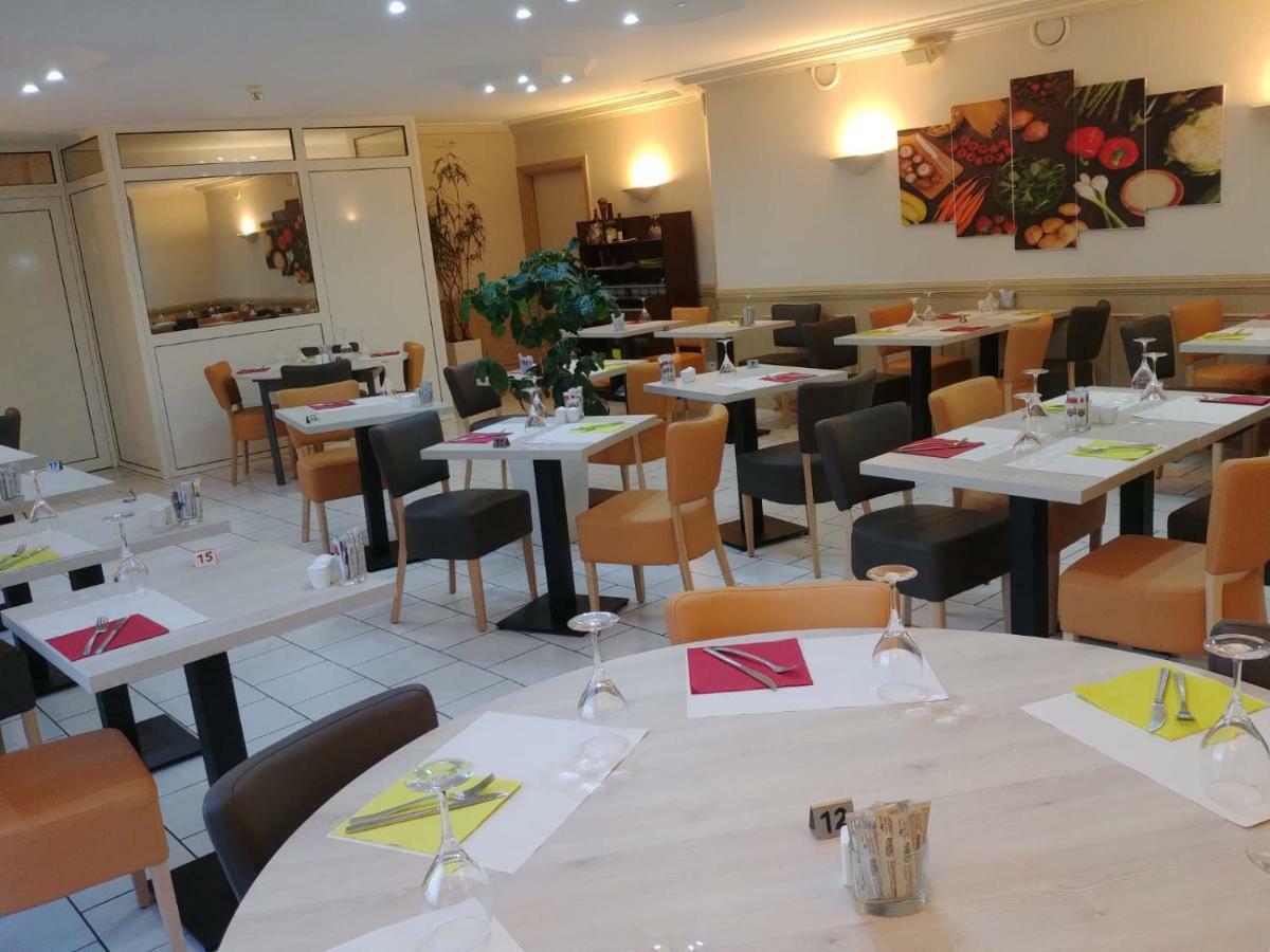 Hotel Altina Pacy-sur-Eure Bagian luar foto