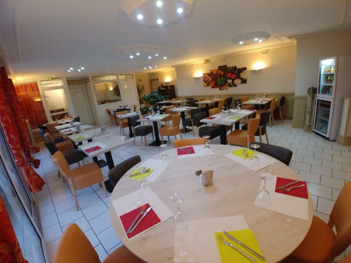 Hotel Altina Pacy-sur-Eure Bagian luar foto