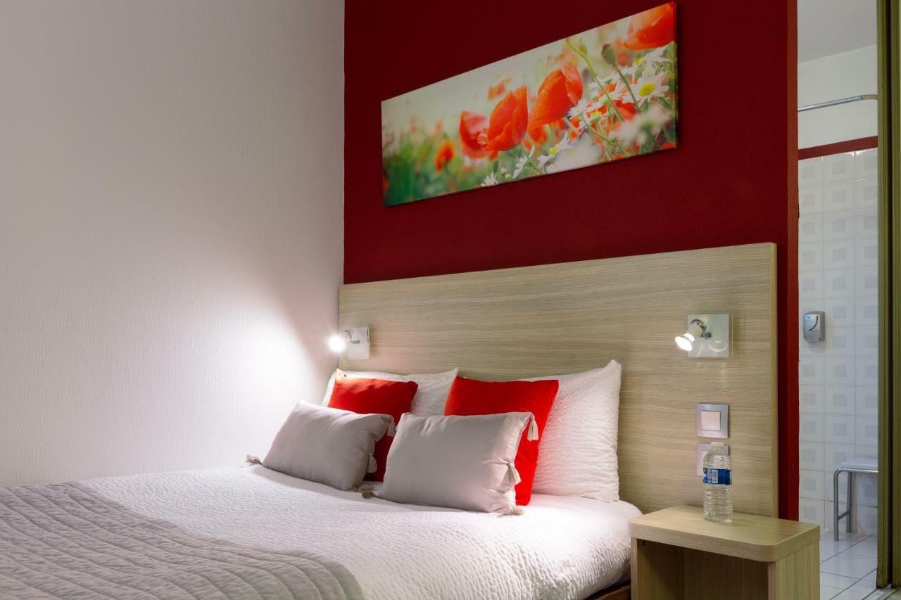 Hotel Altina Pacy-sur-Eure Bagian luar foto